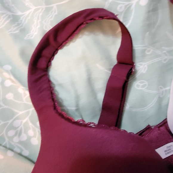 Victoria's Secret Purple Contoured Bra Intimates 34 F Or 34 DDD - Picture 4 of 8